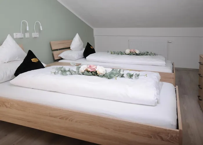 Boardinghouse Apartment
